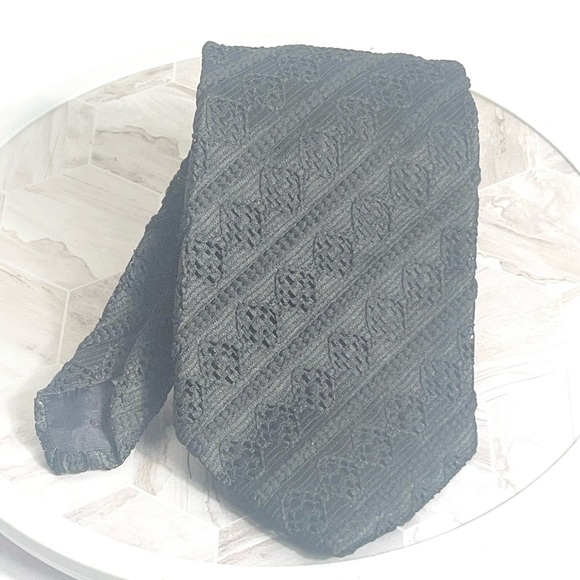 Vintage Armando Collection Black Textured Tie 100% Polyester Made in USA - Picture 1 of 6